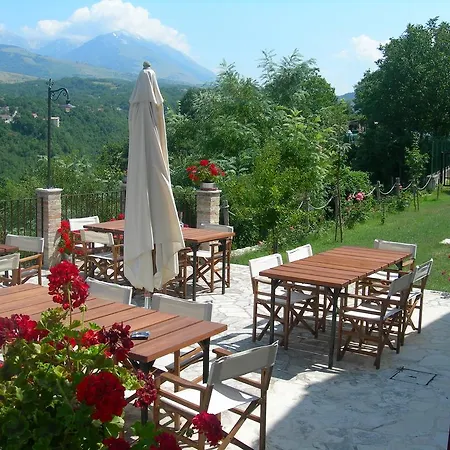 مزرعة للإقامة Borgo San Martino *