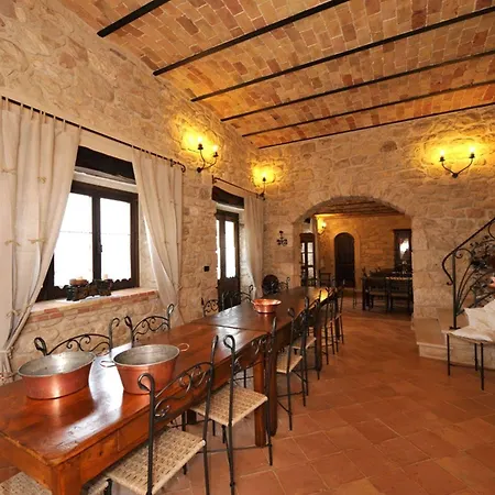 Farm stay Agriturismo Borgo San Martino Abbateggio